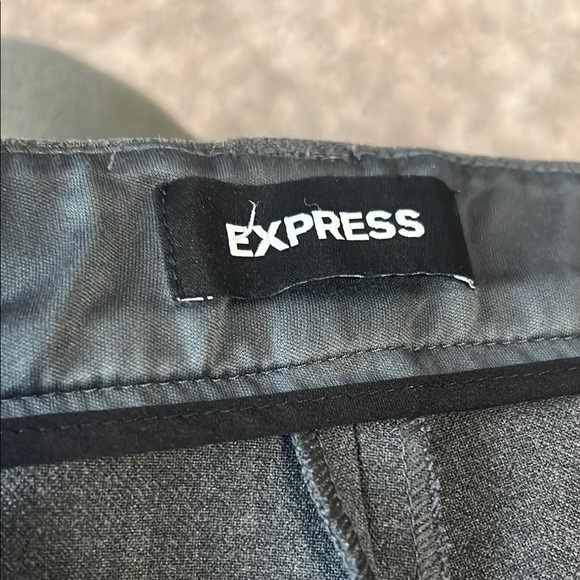 Express Gray Skinny Pants with Sleek Fit - Picture 3 of 4